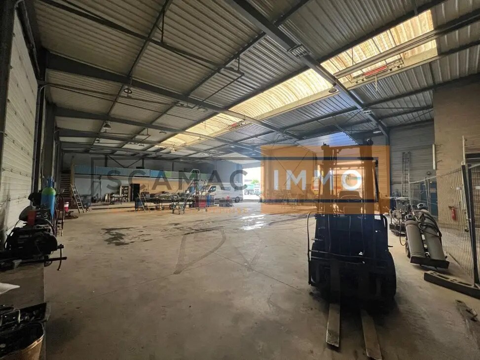 Flex in Claye-Souilly for sale Interior Photo- Image 1 of 9