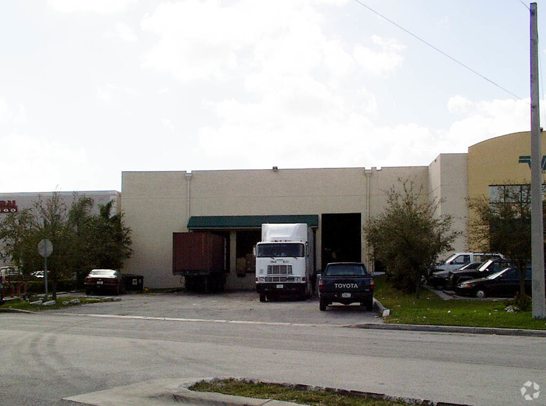 8500 Nw 30th Ter, Doral, Fl 33122 - Industrial For Lease 