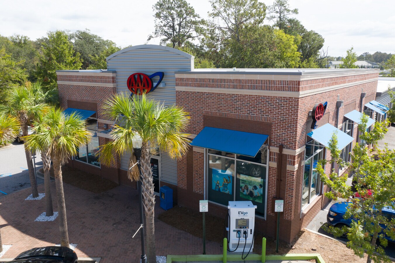 2031 Sam Rittenberg Blvd, Charleston, SC 29407