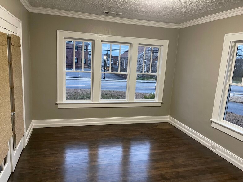 490 S Perry St, Lawrenceville, GA for lease - Building Photo - Image 3 of 20