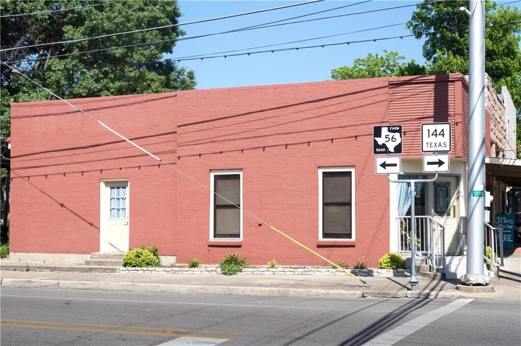 101 Elm St, Glen Rose, TX 76043