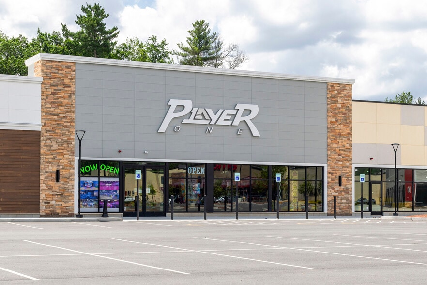 440 Middlesex Rd, Tyngsborough, MA for lease - Building Photo - Image 2 of 12