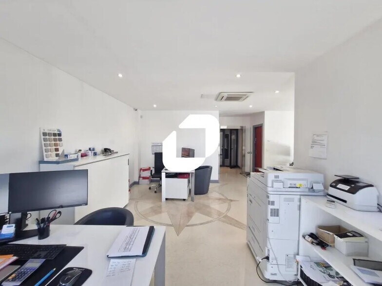 Flex in Gretz-Armainvilliers for sale - Interior Photo - Image 3 of 5