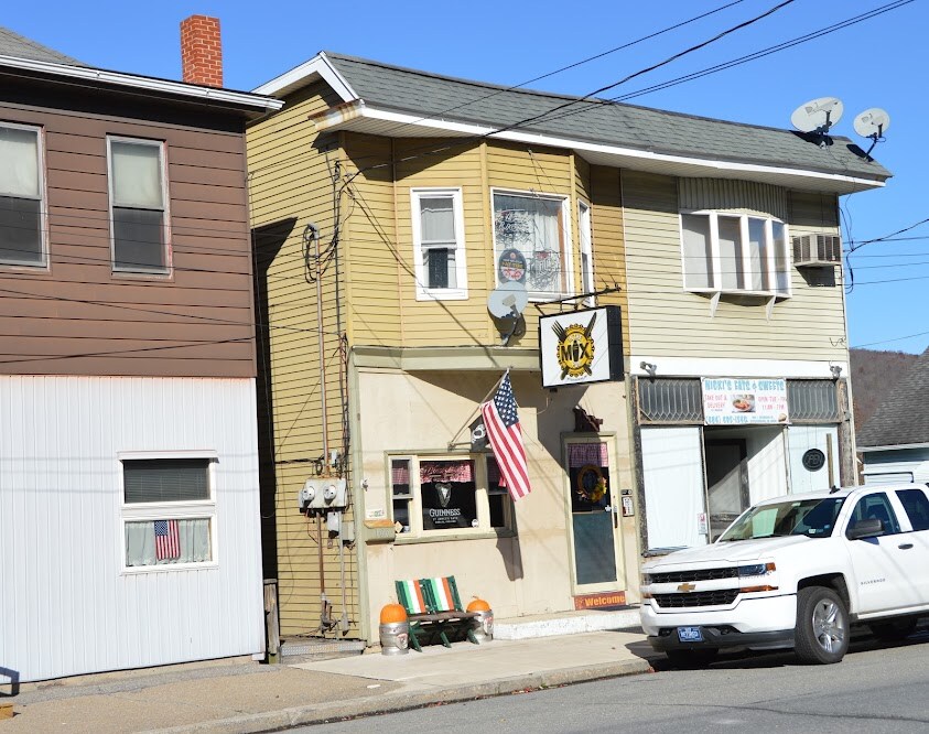 106 E Catawissa St, Nesquehoning, PA 18240