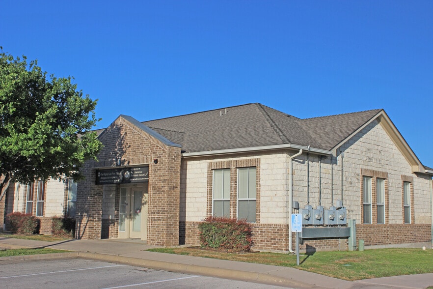 600 Round Rock West, Round Rock, TX for lease - Construction Photo - Image 1 of 13