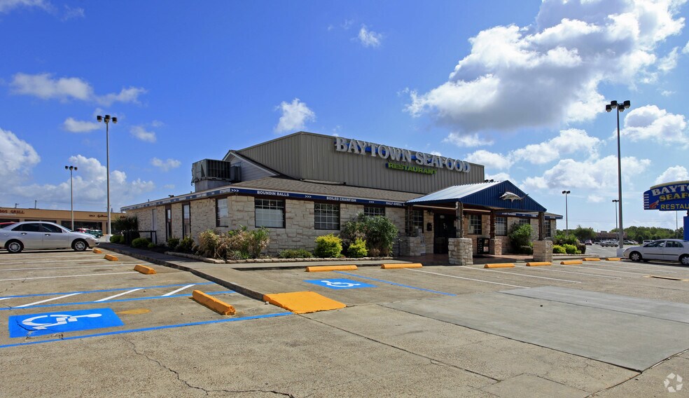 3440 Palmer Hwy, Texas City, TX, 77590 Restaurant Property For Sale