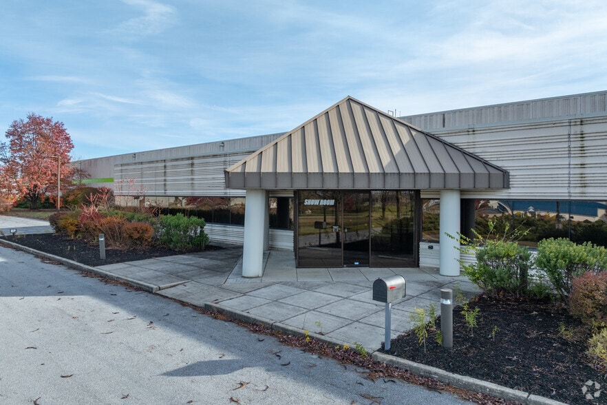 25 Keystone Dr, Lebanon, PA for sale - Building Photo - Image 3 of 5