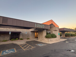 10605 N Hayden Rd, Scottsdale, AZ for lease Building Photo- Image 2 of 6