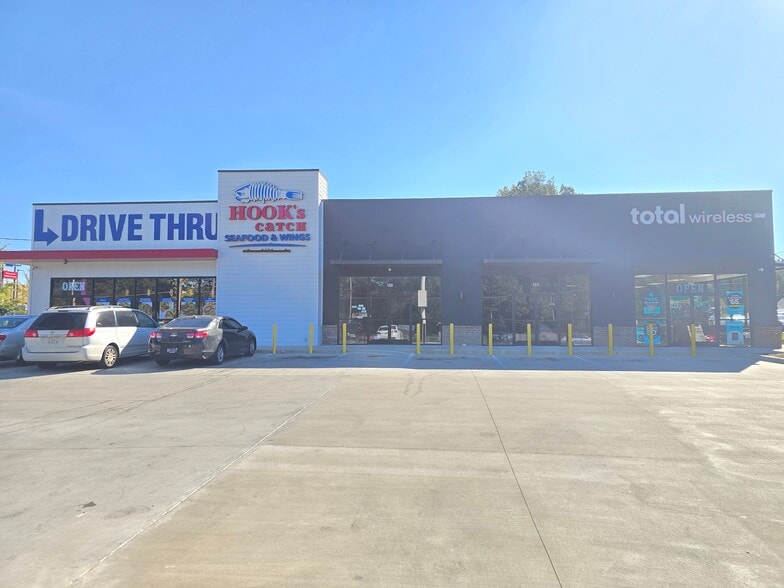 4340 Elvis Presley Blvd, Memphis, TN for lease - Building Photo - Image 2 of 4