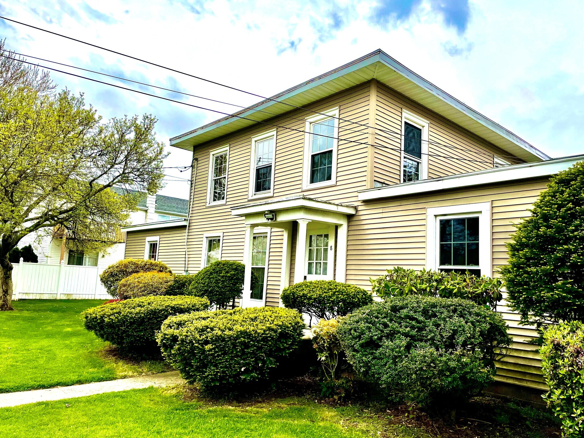 8 2nd St, Saugerties, NY for sale Primary Photo- Image 1 of 1