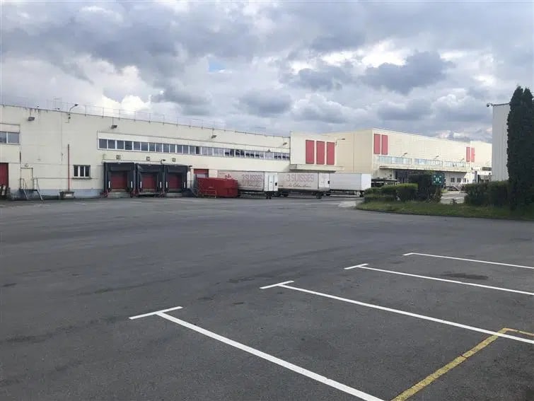 Industrial in Toufflers for lease - Building Photo - Image 2 of 10
