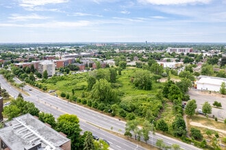 Boul Chomedey, Laval, QC - AERIAL map view