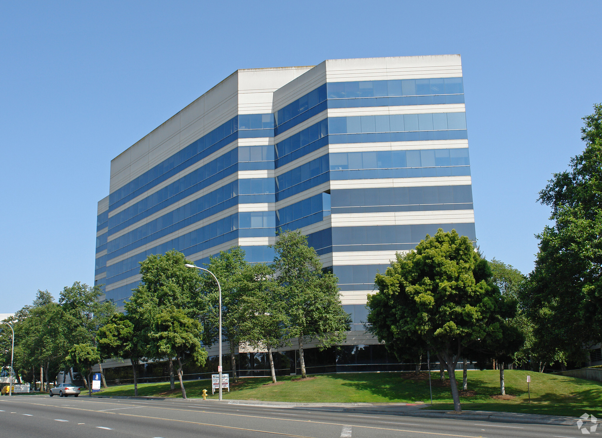 400 Corporate Pointe, Culver City, CA for lease Building Photo- Image 1 of 5