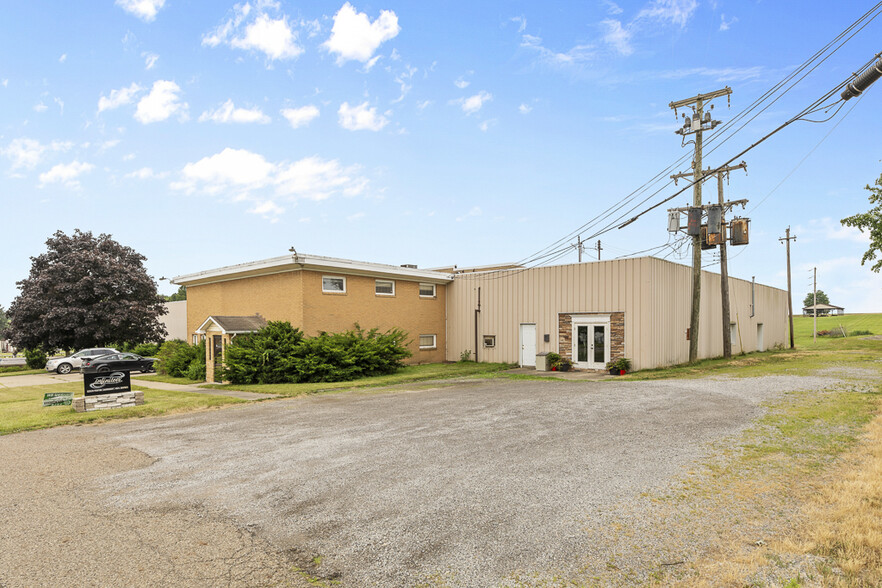 14924 Beloit Snodes Rd, Beloit, OH for sale - Building Photo - Image 3 of 102