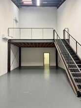 361 Vernon Ave, Venice, CA for lease Building Photo- Image 1 of 4