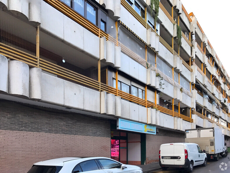 Avenida Fuenlabrada, 35, Leganés, Madrid for sale - Primary Photo - Image 1 of 2