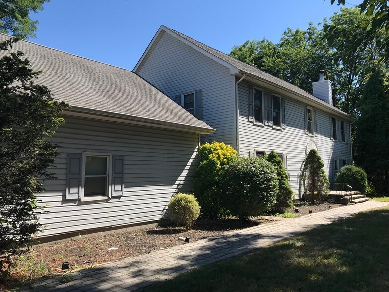 3112 Boothwyn Rd, Marcus Hook, PA, 19061 Retail Property For Sale