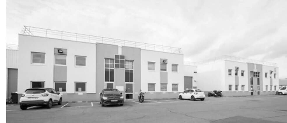 Office in Gennevilliers for lease - Building Photo - Image 2 of 5