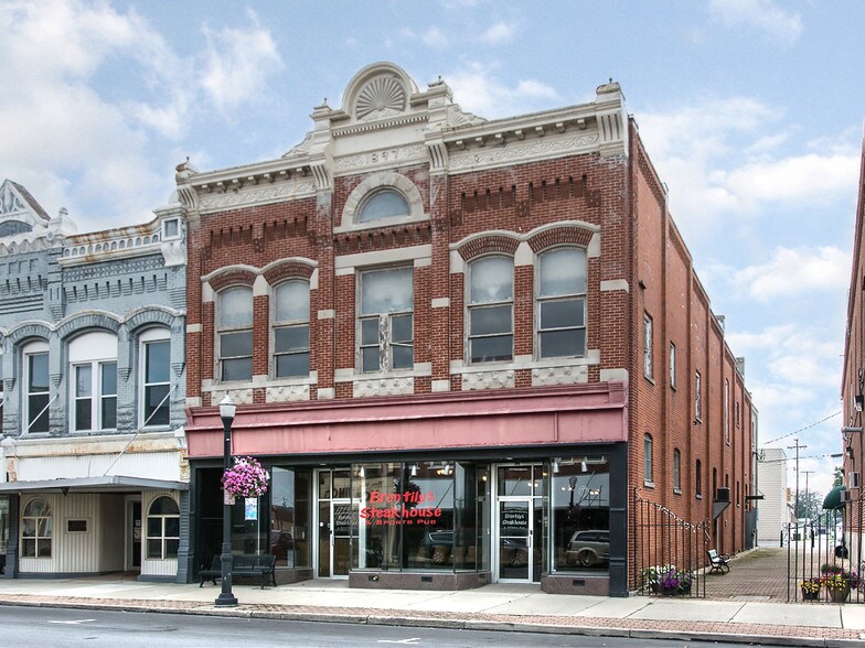 209 N Main St, Delphos, OH 45833