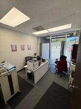 700-742 Spice Islands Dr, Sparks, NV for lease Building Photo- Image 2 of 8