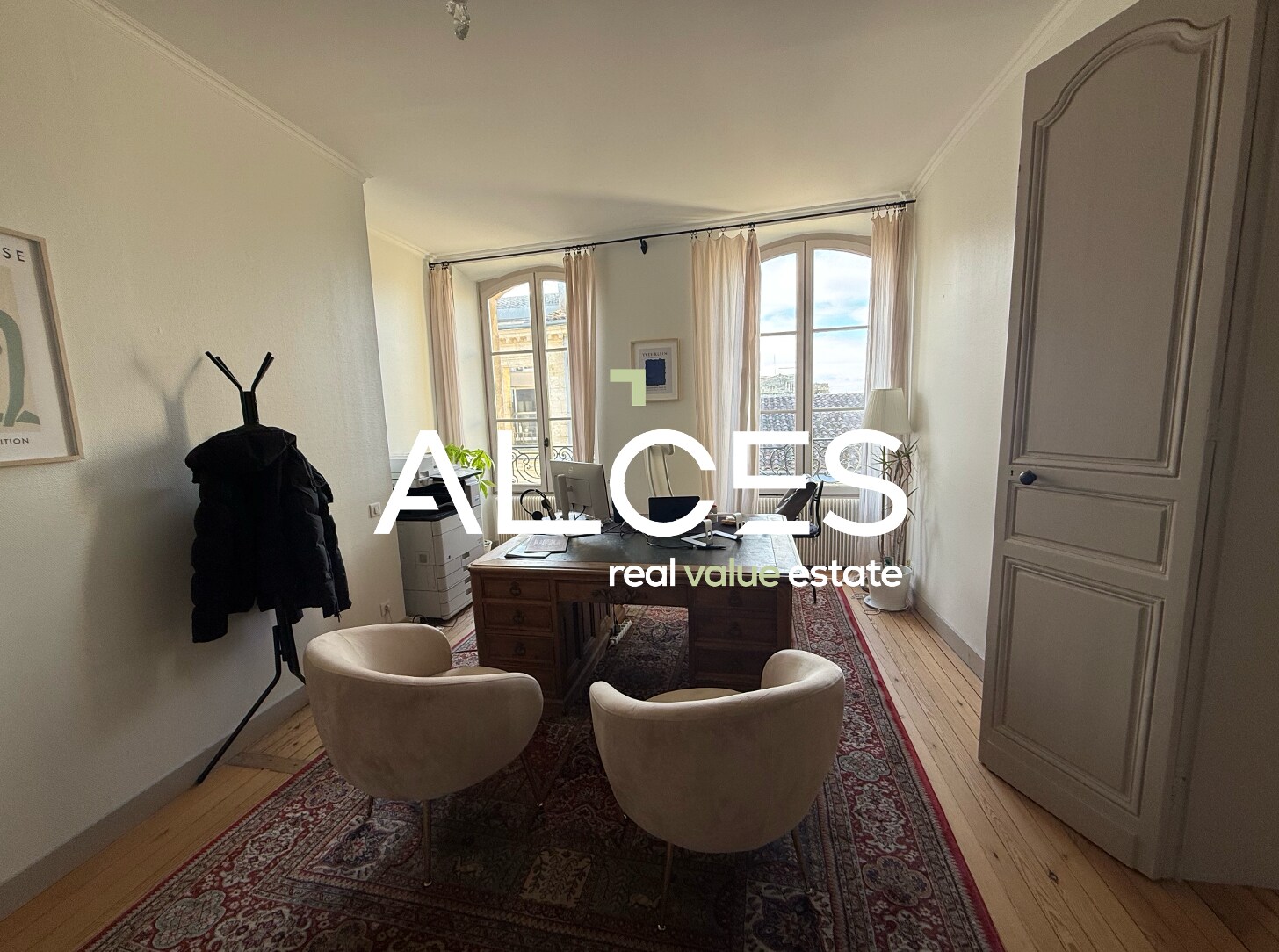 Rue Borie, Bordeaux for lease Interior Photo- Image 1 of 6