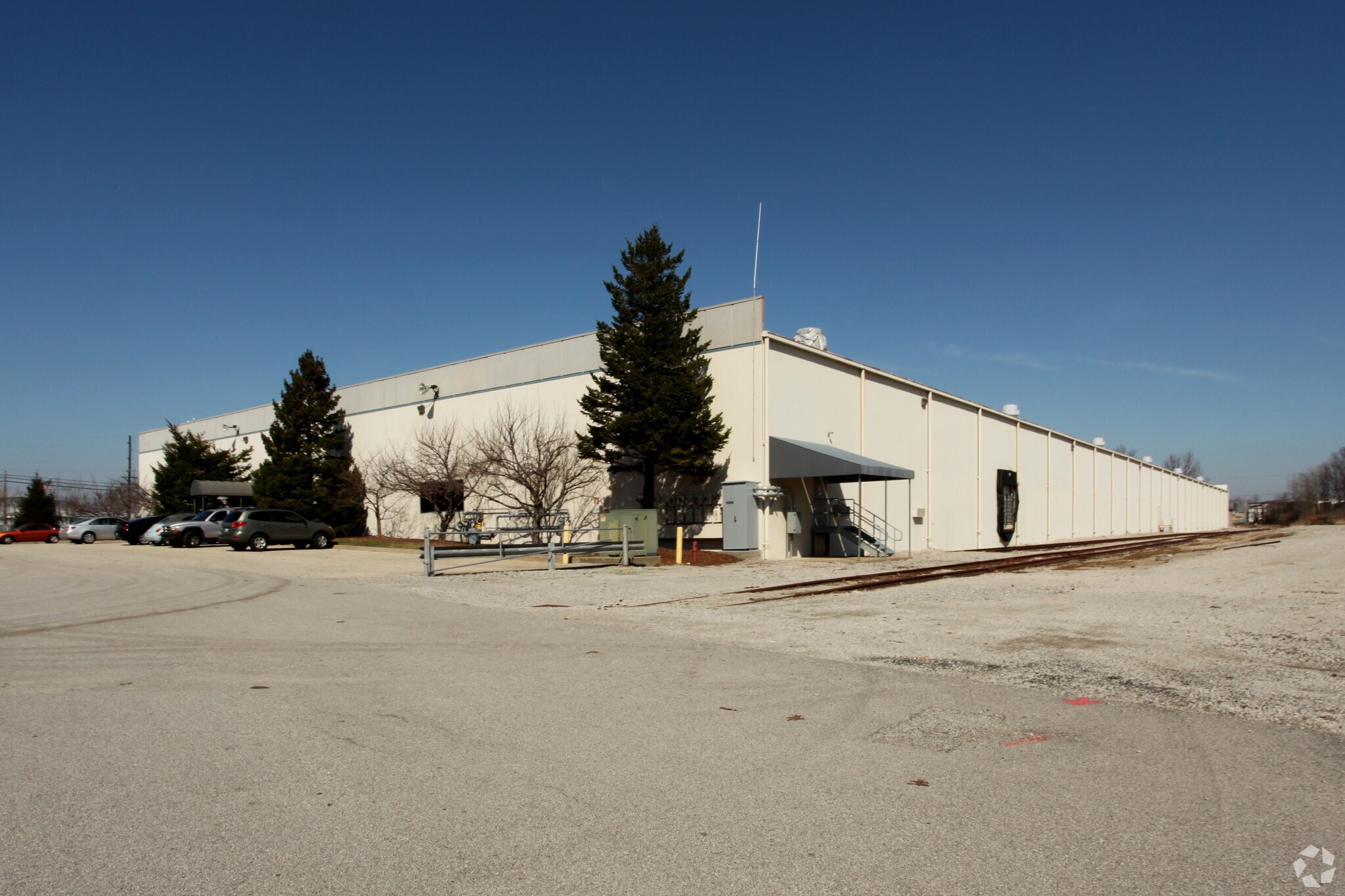 3906 Produce Rd, Louisville, KY for sale Primary Photo- Image 1 of 1
