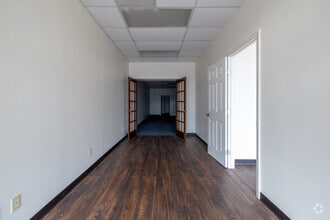 4051 Fm 1960 Rd W, Houston, TX for lease Interior Photo- Image 1 of 2