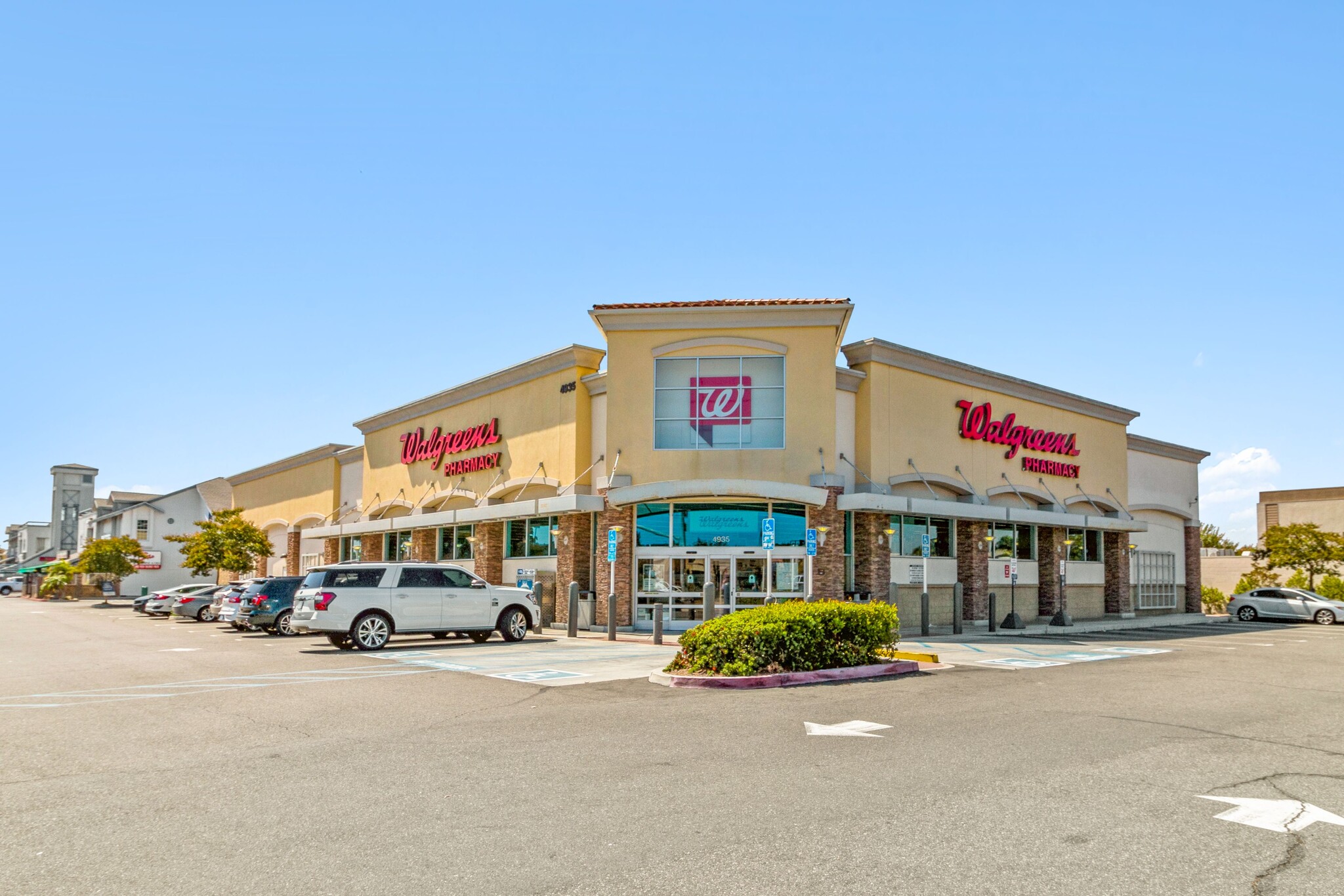 4935 Warner Ave, Huntington Beach, CA for sale Building Photo- Image 1 of 5