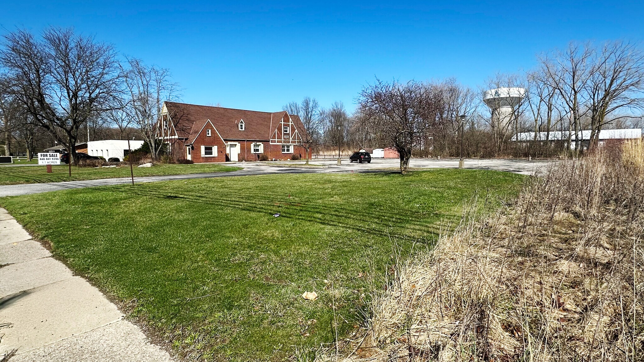 227 Miller Rd, Avon Lake, OH for sale Building Photo- Image 1 of 1