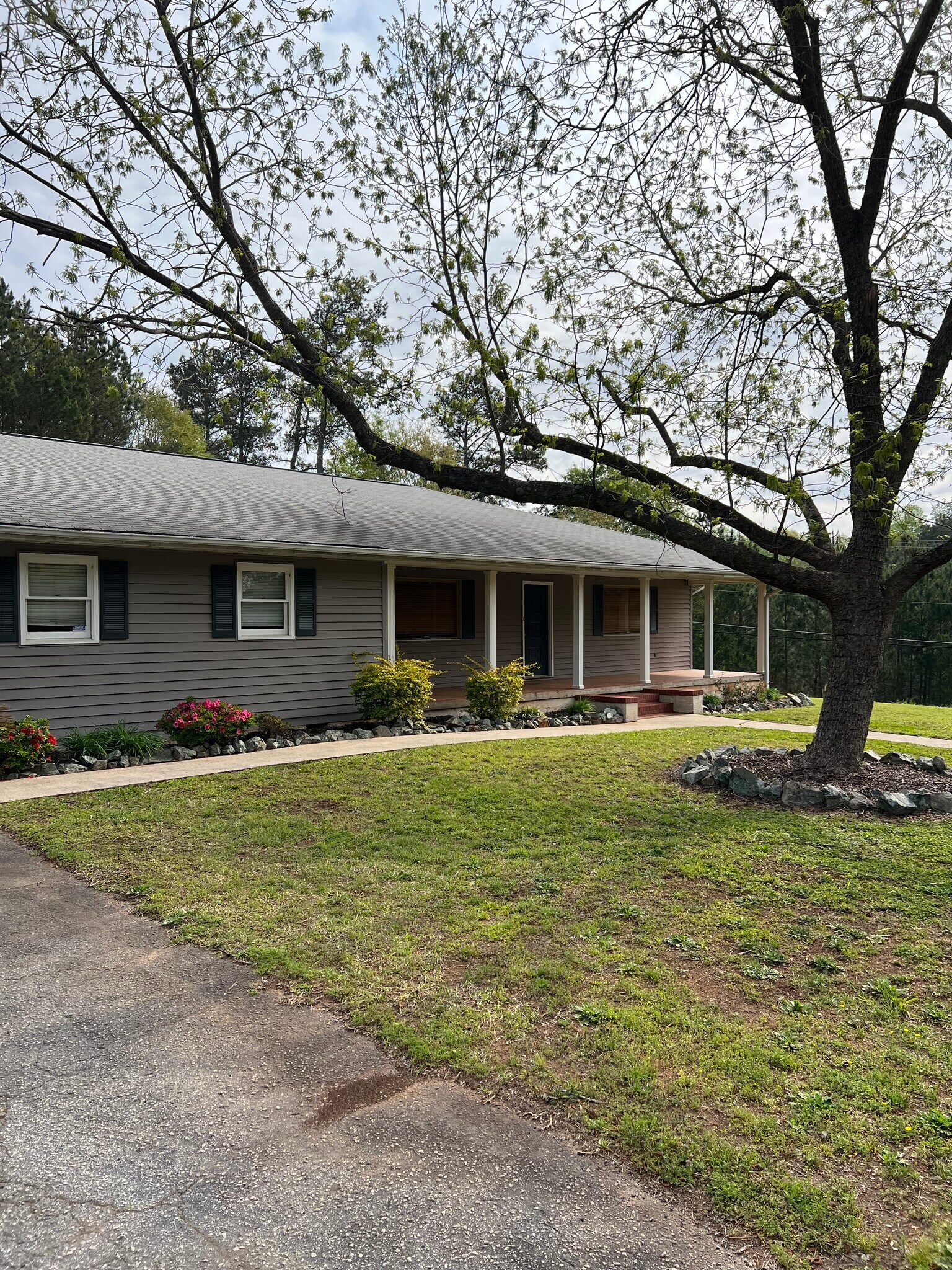 102 Giles St, Anderson, SC for sale Building Photo- Image 1 of 1