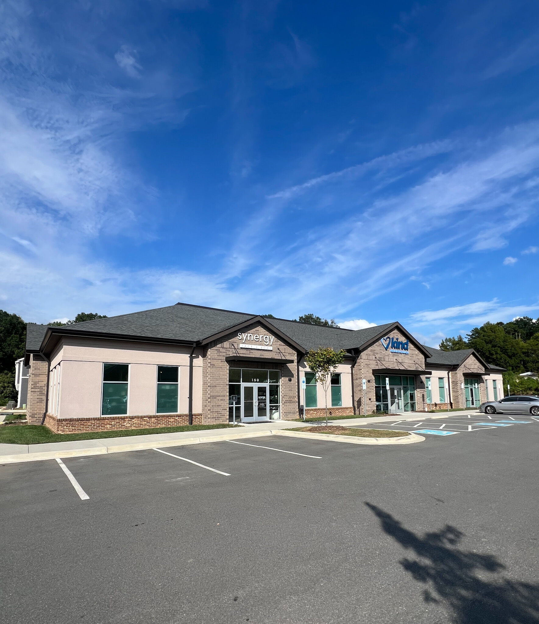 3820 Randolph Heights Dr, Charlotte, NC for lease Building Photo- Image 1 of 22