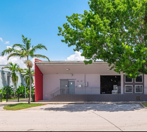 255 NE 59th St, Miami, FL for lease - Building Photo - Image 1 of 7