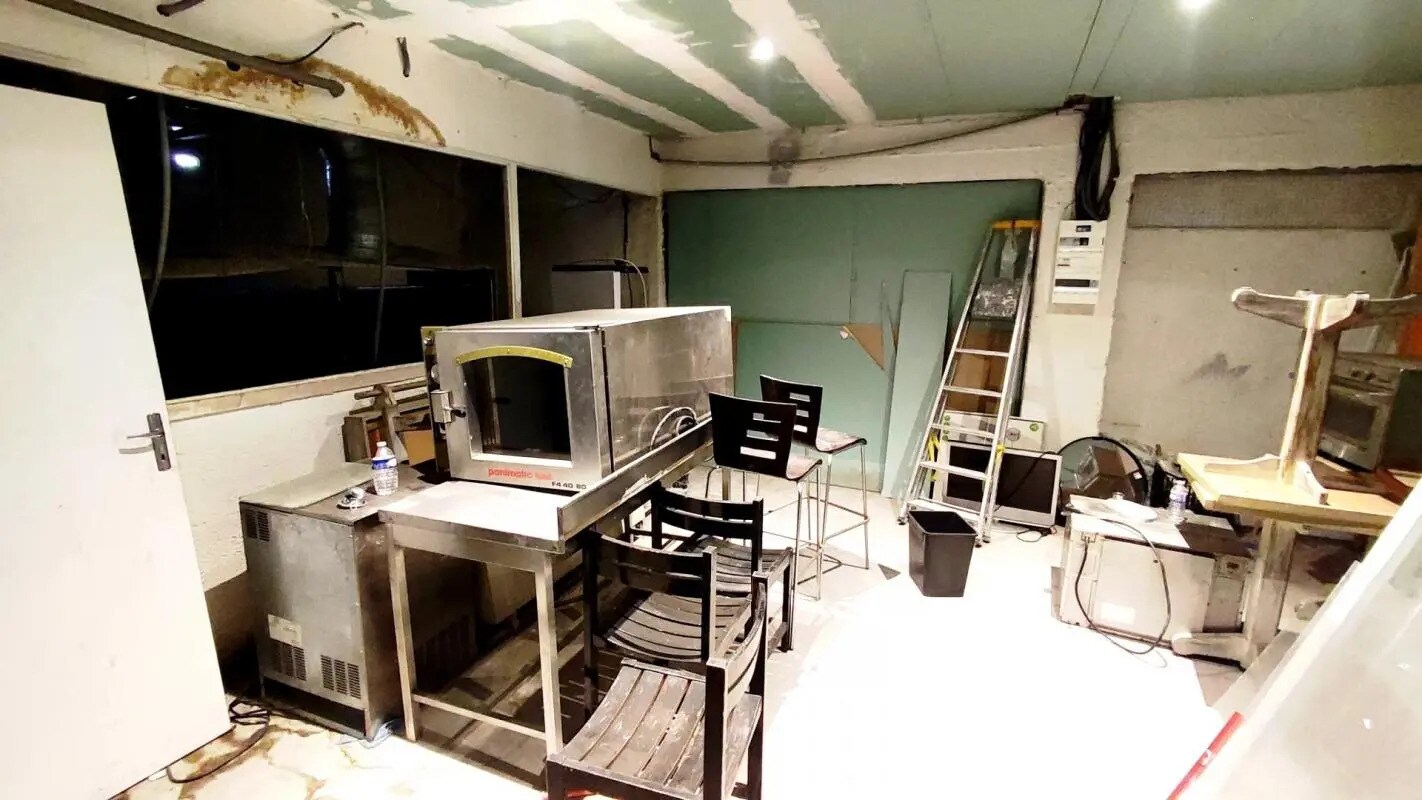 Flex in Nice for lease Interior Photo- Image 1 of 5