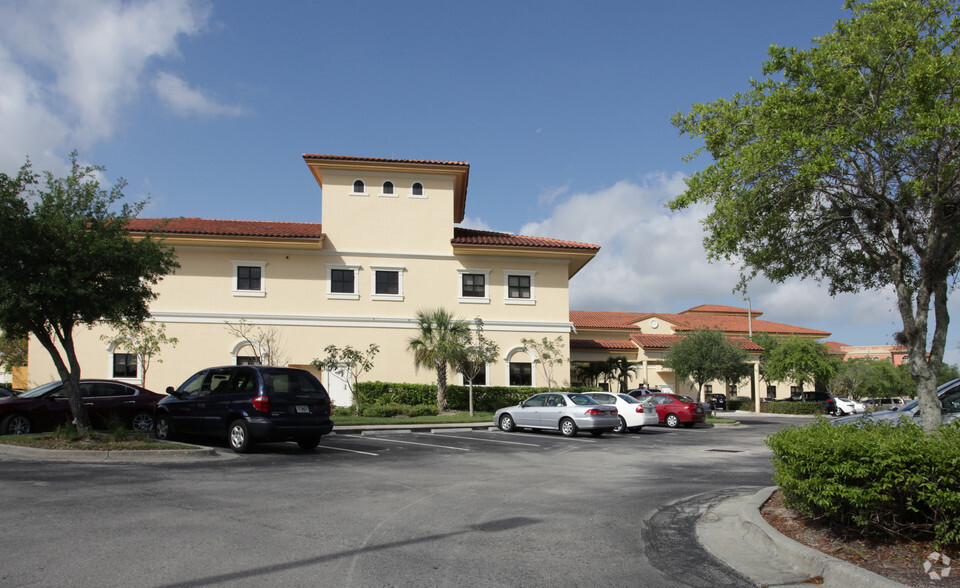 3501 Health Center Blvd, Bonita Springs, FL 34135 | LoopNet