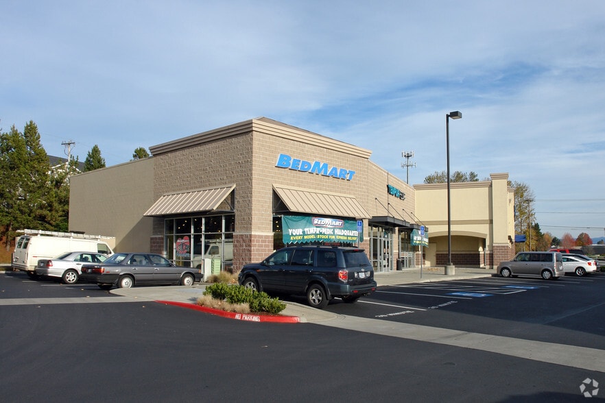 401-489 NW Burnside Rd, Gresham, OR for lease - Primary Photo - Image 1 of 6