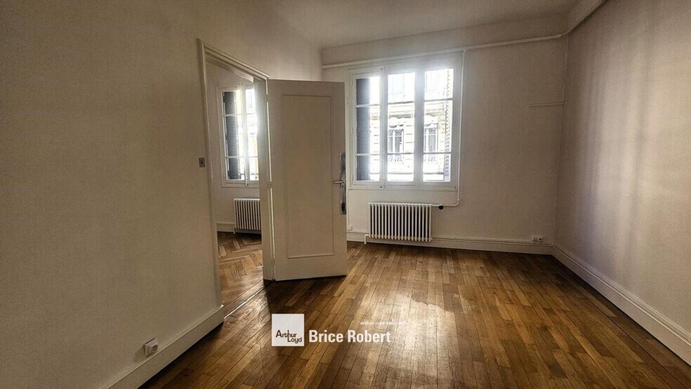 54 Rue Molière, Lyon for lease - Interior Photo - Image 2 of 5