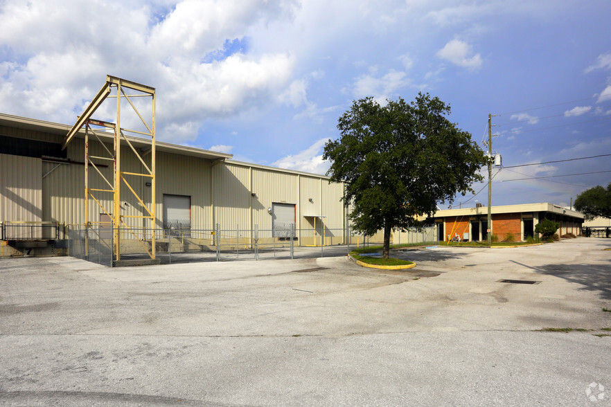 6750 N Bryan Dairy Rd, Seminole, FL for sale - Building Photo - Image 3 of 11