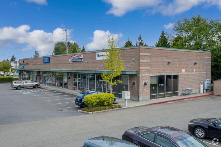 210 SW Everett Mall Way, Everett, WA for lease - Building Photo - Image 1 of 4