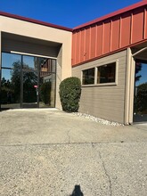 11860 Kemper Rd, Auburn, CA for lease Building Photo- Image 2 of 9