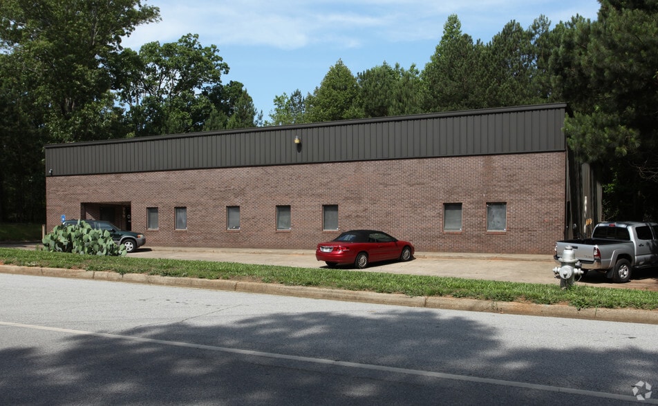 750 N Price Rd, Sugar Hill, GA for lease - Building Photo - Image 2 of 19