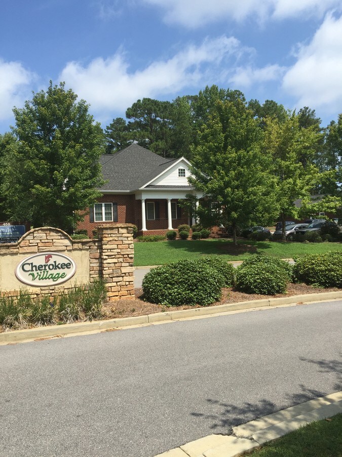 458 Old Cherokee Rd, Lexington, SC 29072