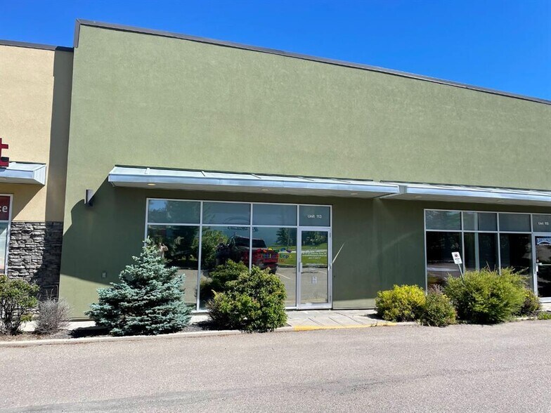 44 Gateway Dr NE, Airdrie, AB for sale - Building Photo - Image 1 of 1