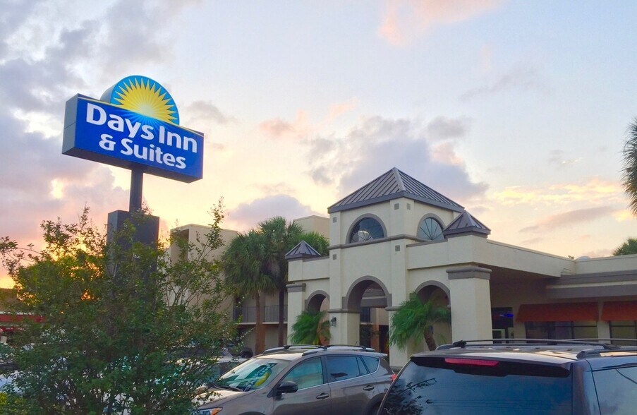 1853 Mccoy Rd, Orlando, FL 32809 Hospitality for Sale