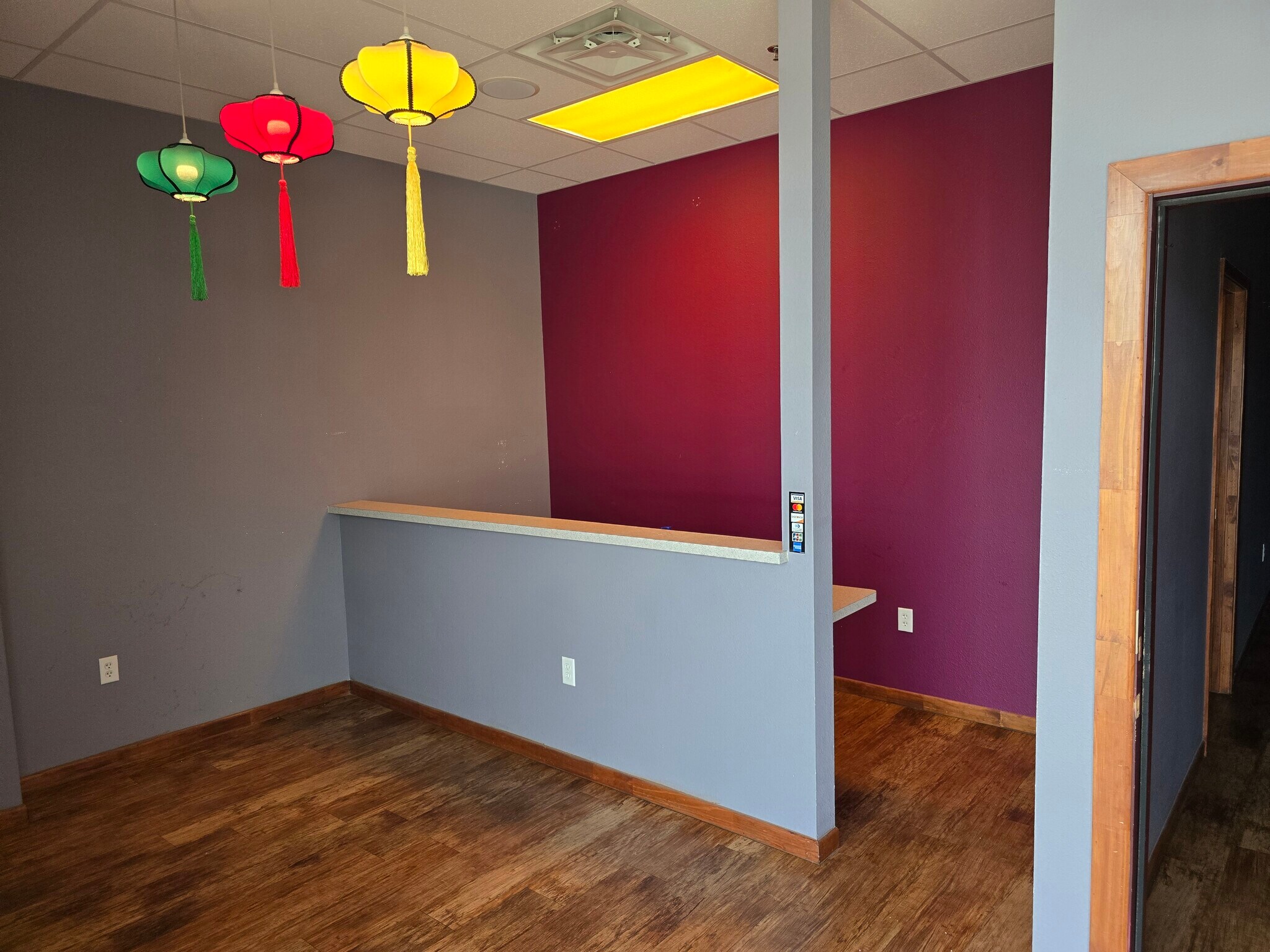 1220-1222 W Hurst Blvd, Hurst, TX for lease Building Photo- Image 1 of 12