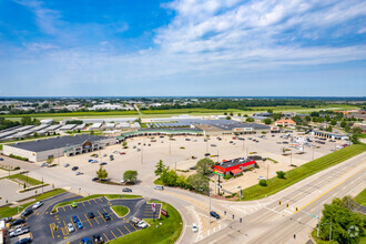 8801-8903 N Knoxville Ave, Peoria, IL - aerial  map view