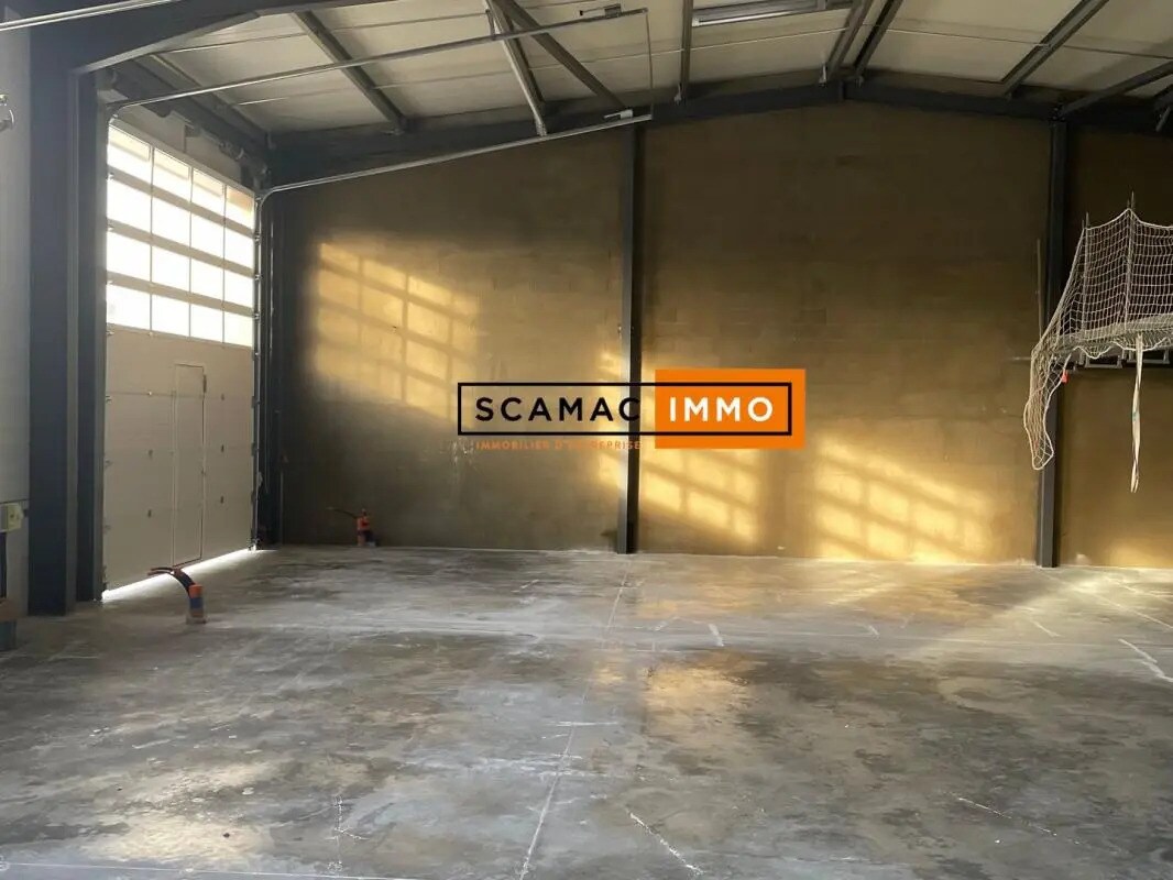 Industrial in La Crau for lease Interior Photo- Image 1 of 7