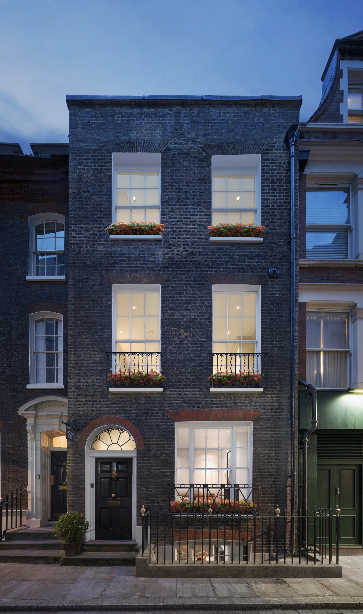 16 Tooks Ct, London for sale Building Photo- Image 1 of 1