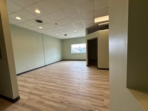 500 Dakota Ave, Wahpeton, ND for lease Interior Photo- Image 1 of 2