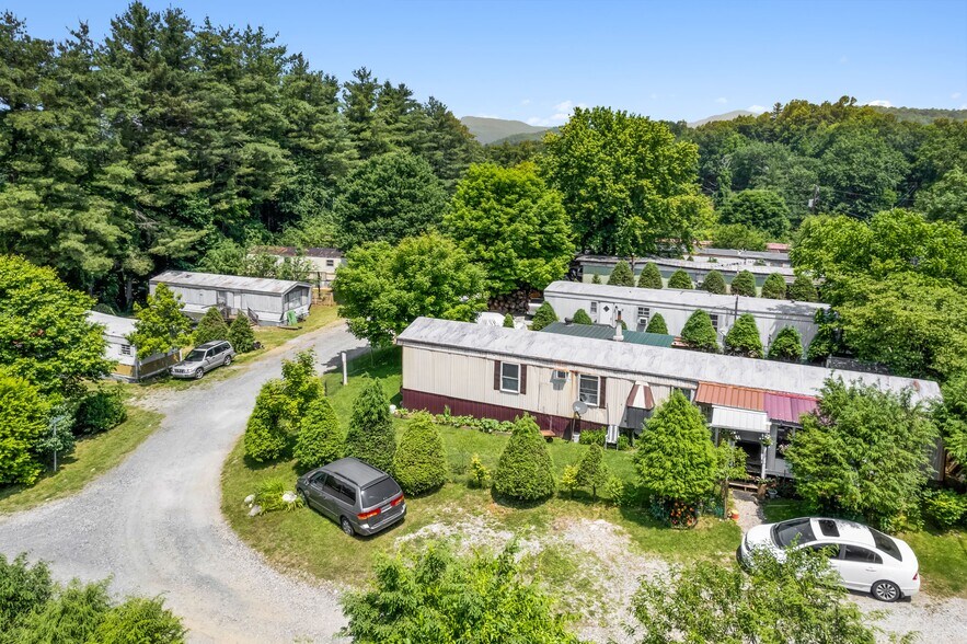 84 Washburn, Spruce Pine, NC 28777