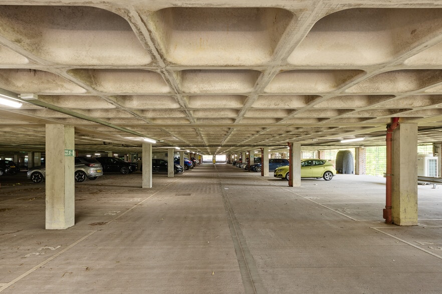 Holt St, Birmingham for lease - Interior Photo - Image 3 of 19